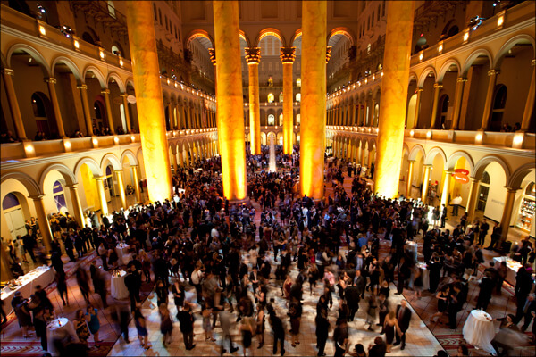 6 Tips for Planning a Stress-Free Corporate Gala