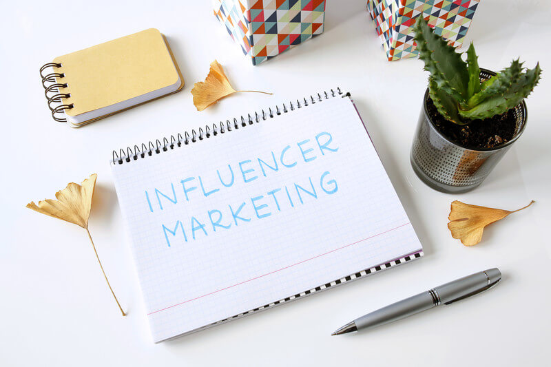 How to Utilize Social Media Influencers to Drive Attendance